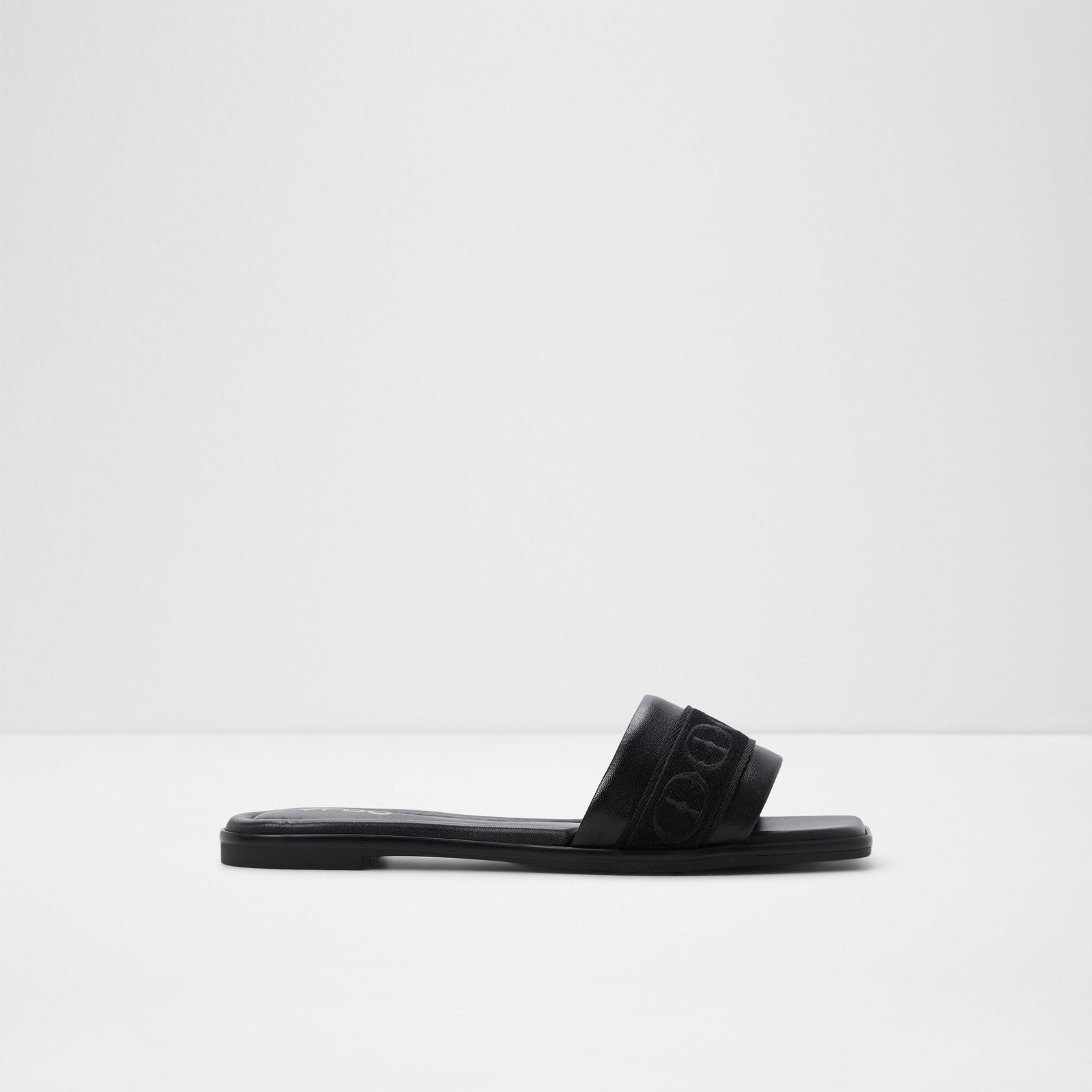 tendre-in_black_001-001-043_main_sq_nt_1600x1600