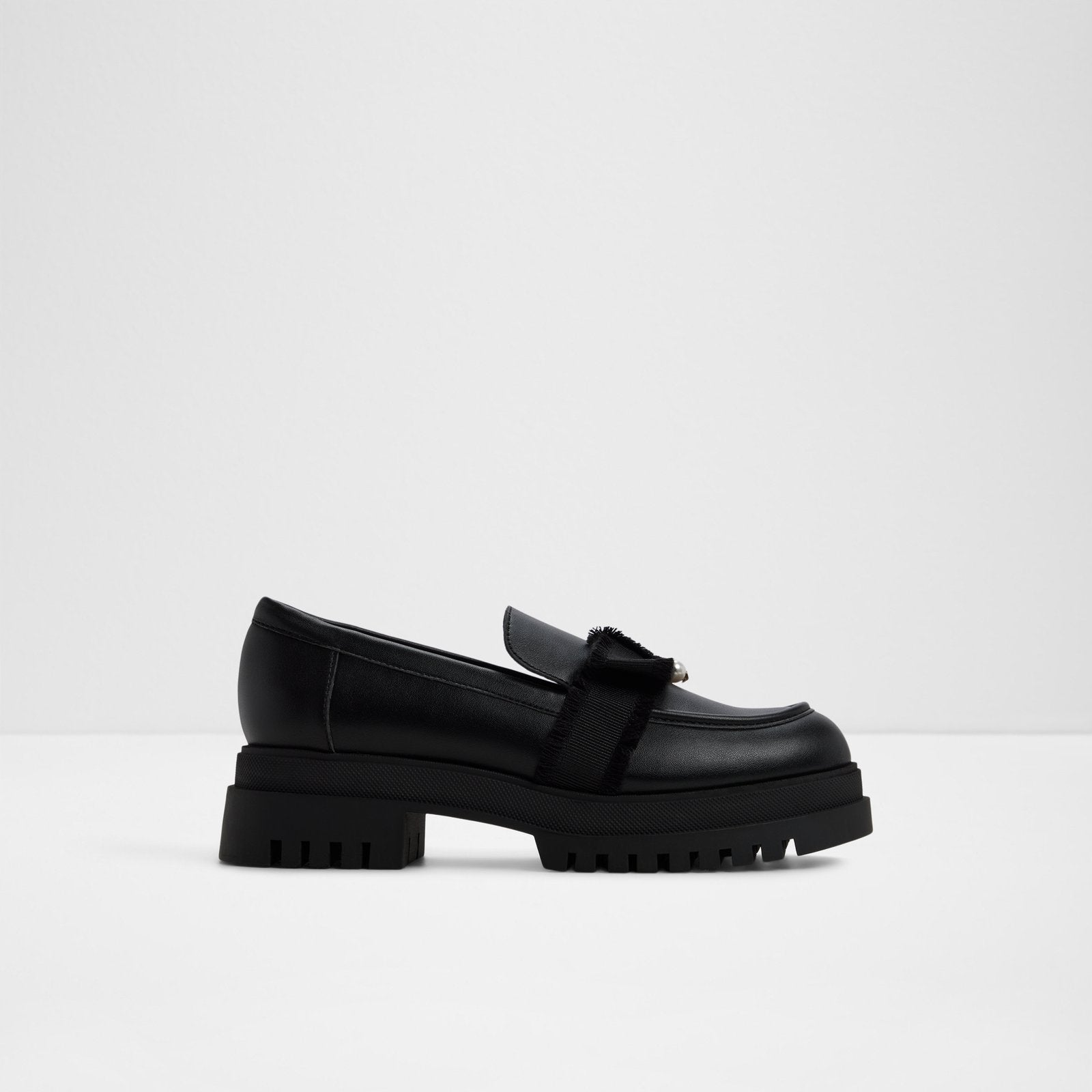 theatric_black_001-002-043_main_sq_nt_1600x1600