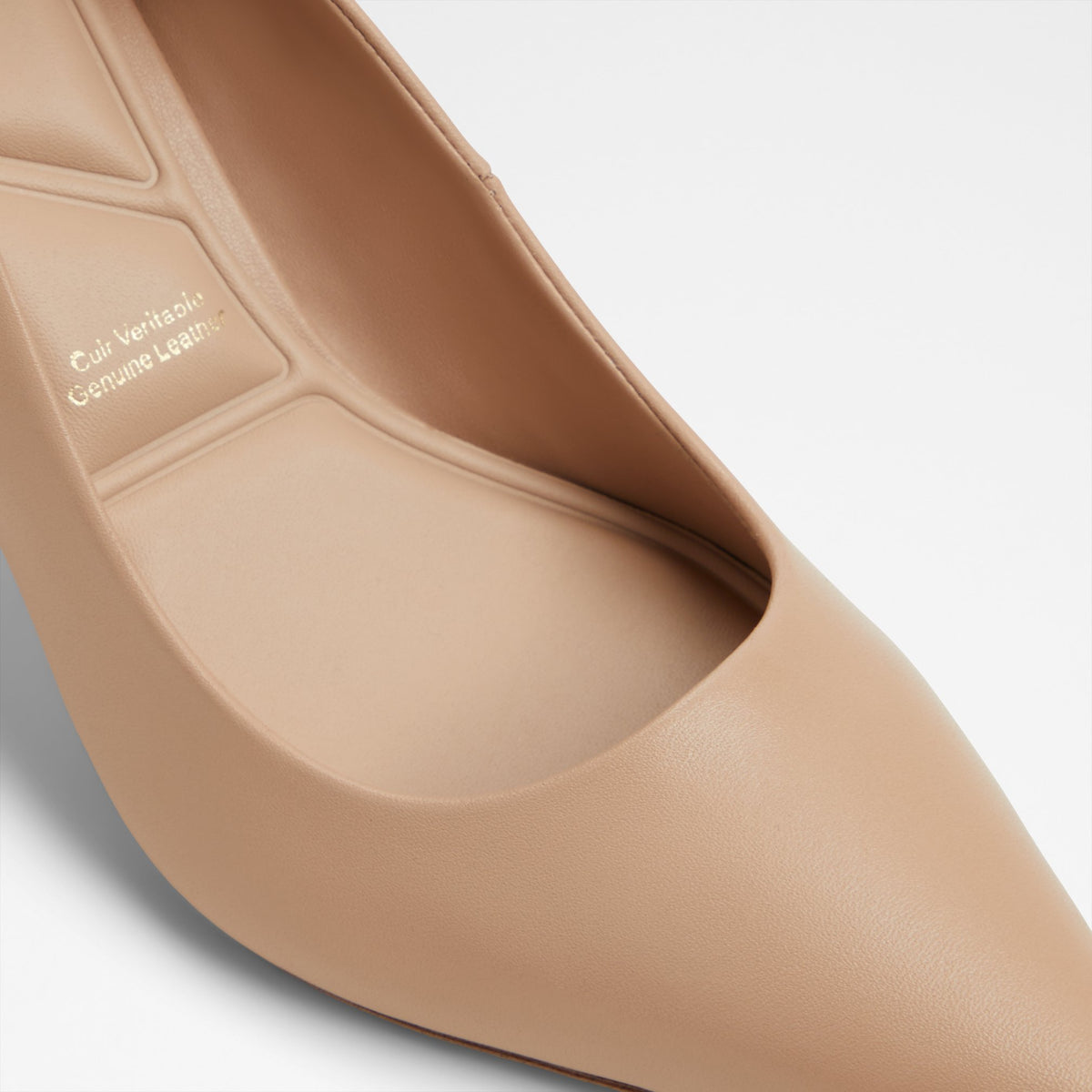 verone_beige_274-001-043_detail_sq_nt_2018x2018