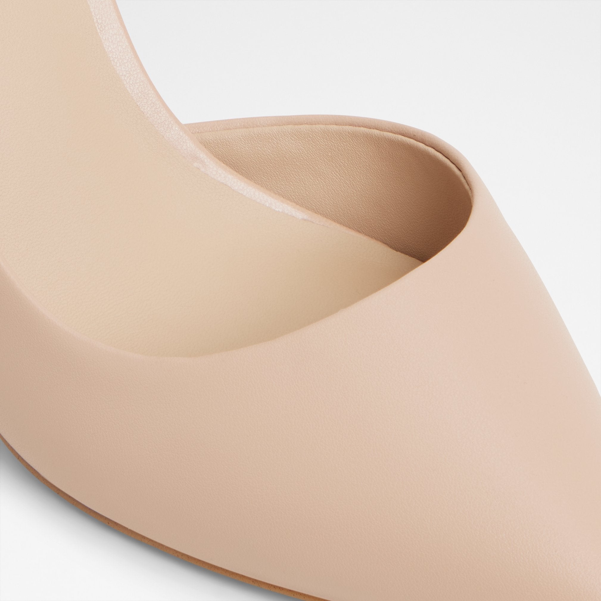 vralg_beige_270-002-043_detail_sq_nt_2018x2018