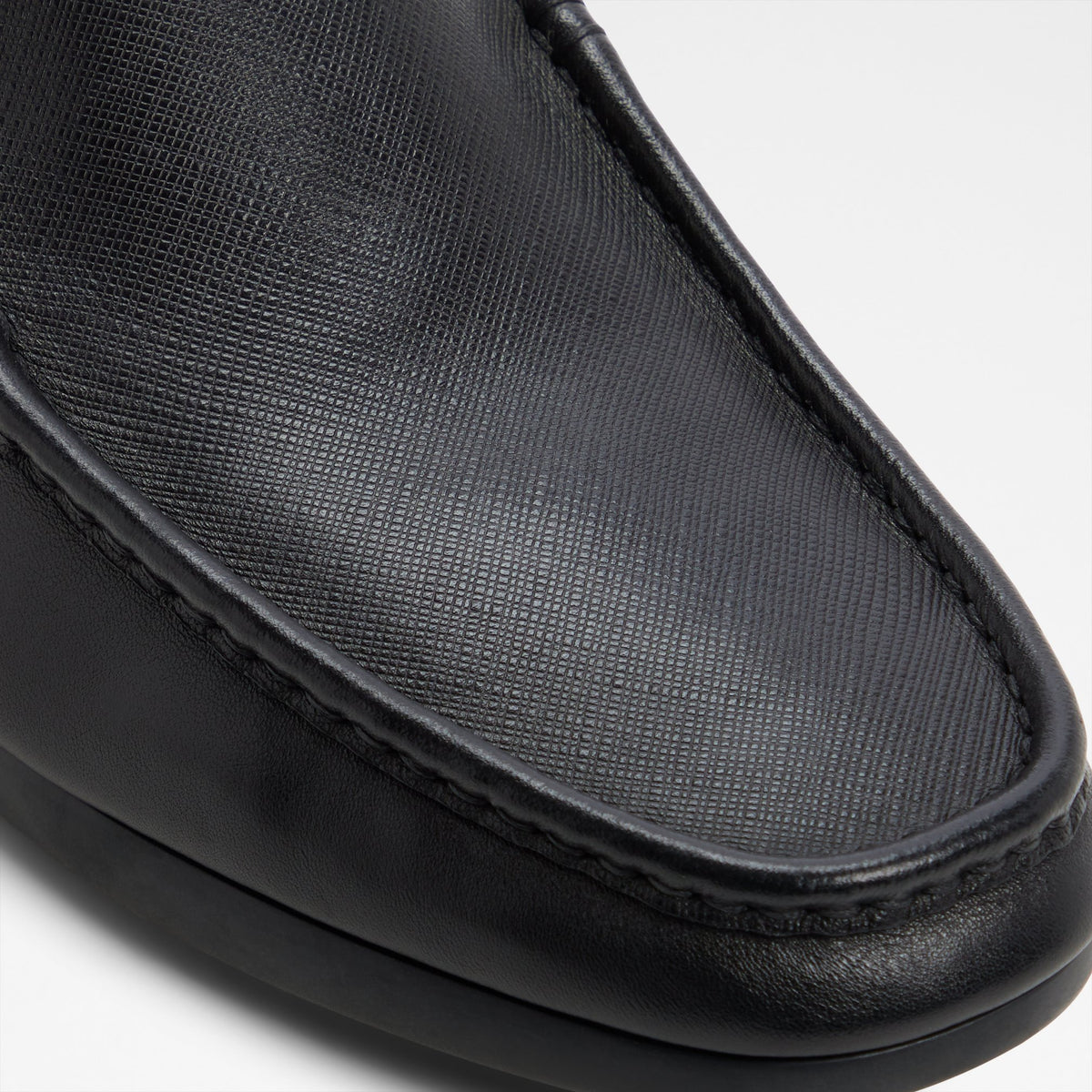 zigosh_black_001-001-043_detail_sq_nt_2018x2018